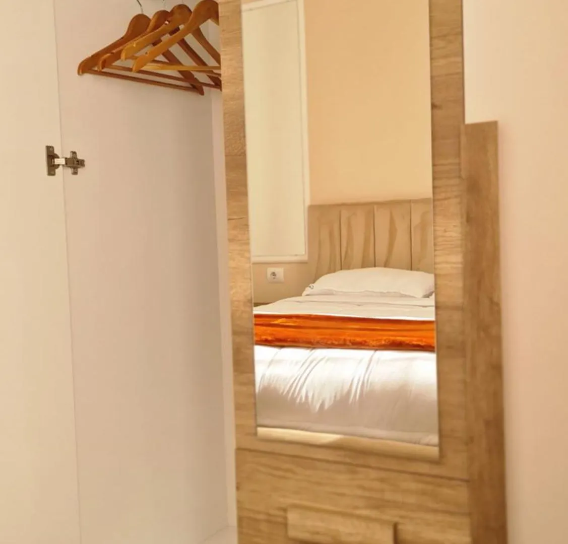 Zaimeen Apartments In Bllok Area Tirana