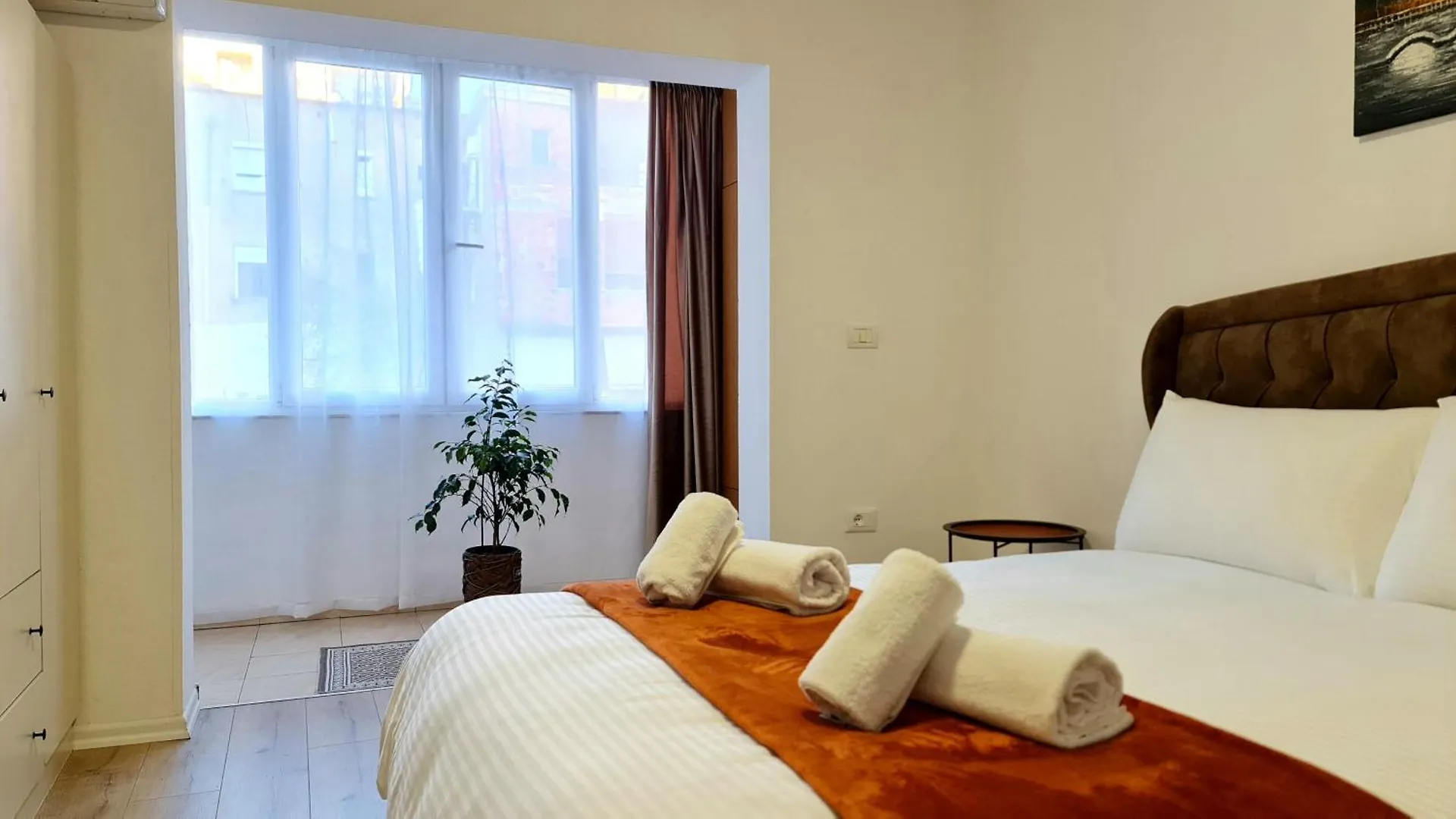 Zaimeen Apartments In Bllok Area Tirana 0*,  Albánie