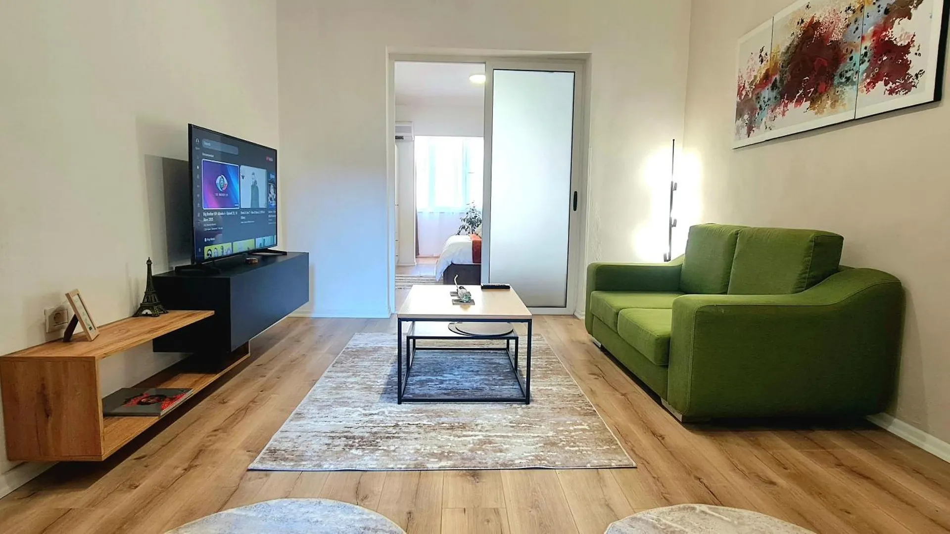 Zaimeen Apartments In Bllok Area Tirana